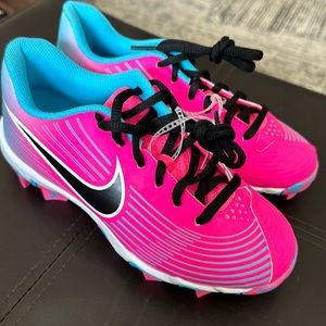 Girls softball cleats size 1.5